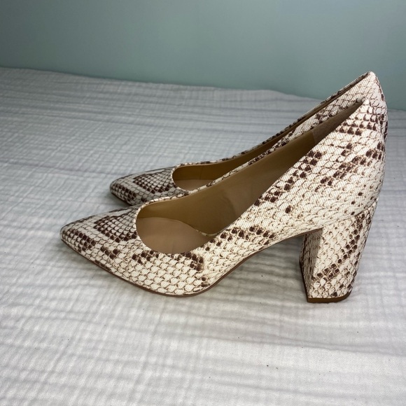 Franco Sarto Fabric Snake Print Block Heel Closed Pointy Toe Palma Pump Heels 6 - Picture 3 of 11